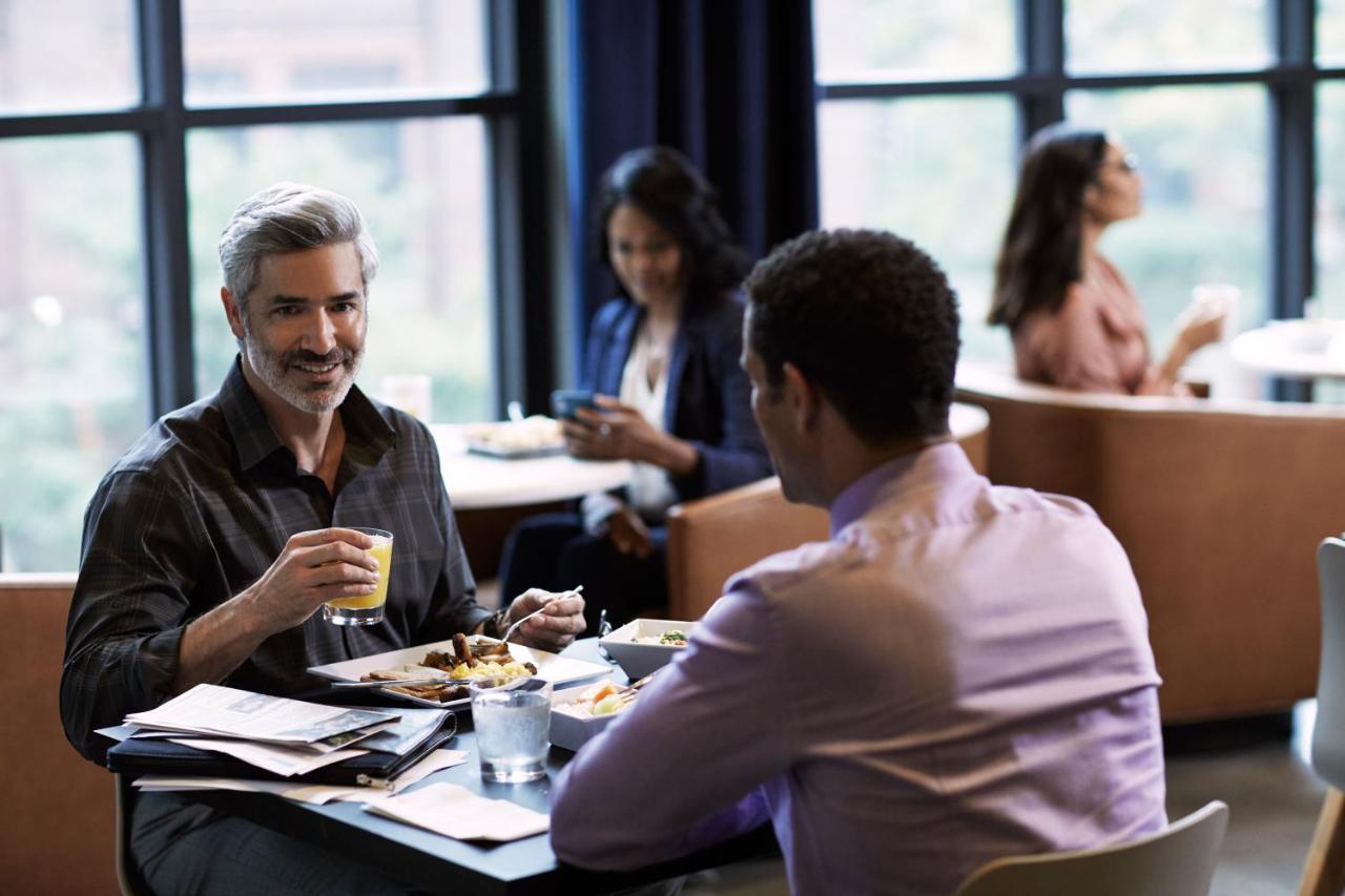 Hyatt Regency At The Oregon Convention Center Hotel 4*